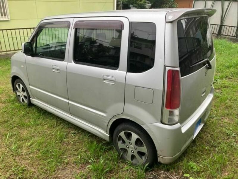 WAGON R