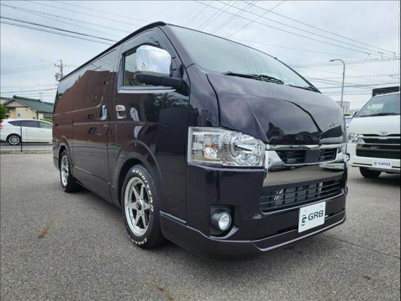 HIACE VAN