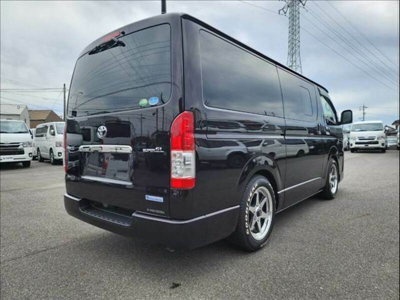 HIACE VAN