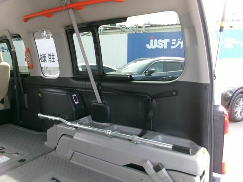 NV350 CARAVAN