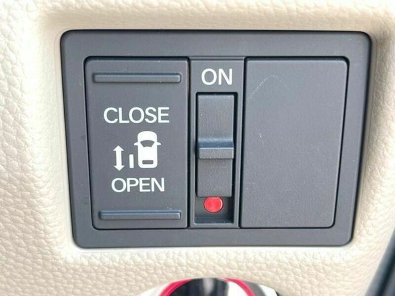 N BOX