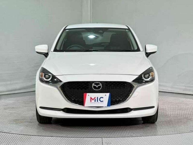 MAZDA2