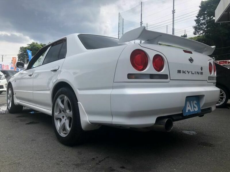 SKYLINE