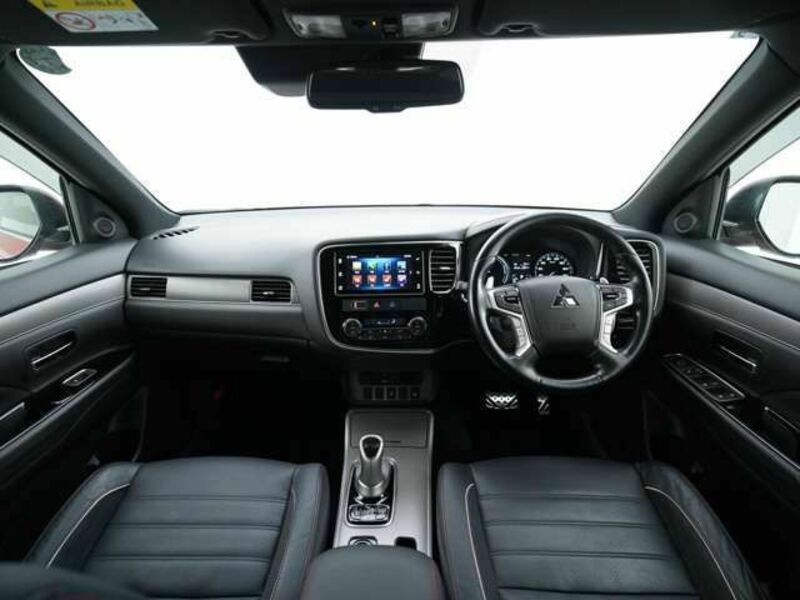 OUTLANDER PHEV