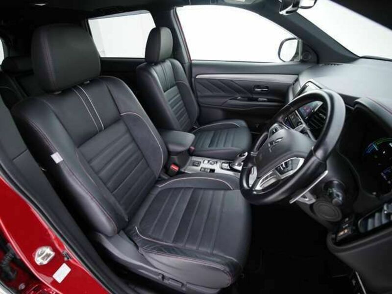 OUTLANDER PHEV