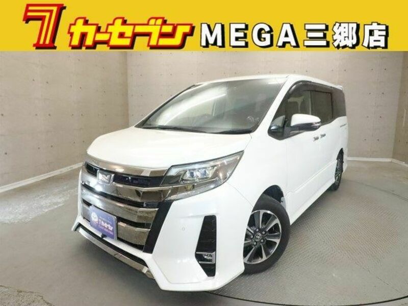 TOYOTA NOAH