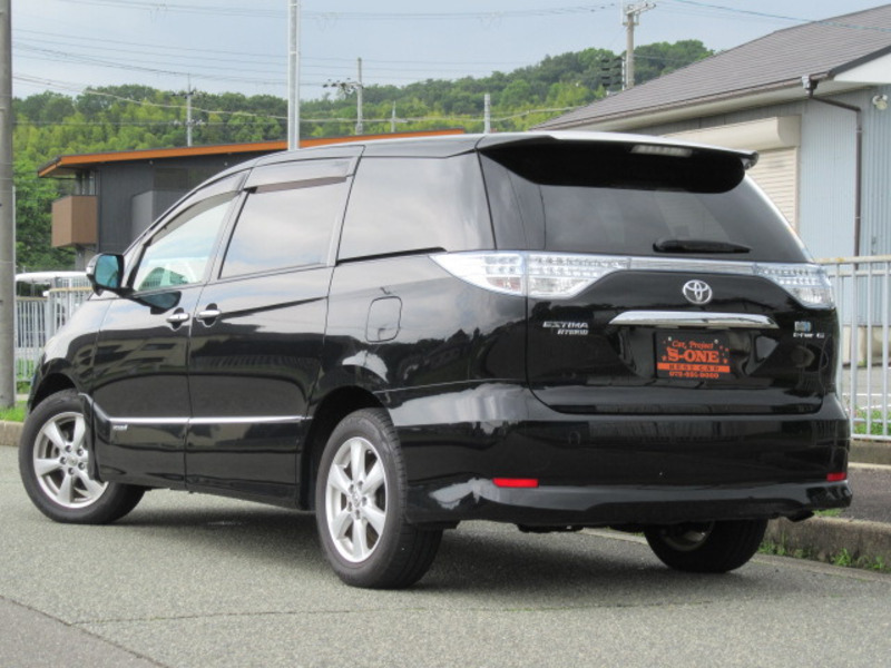 ESTIMA HYBRID