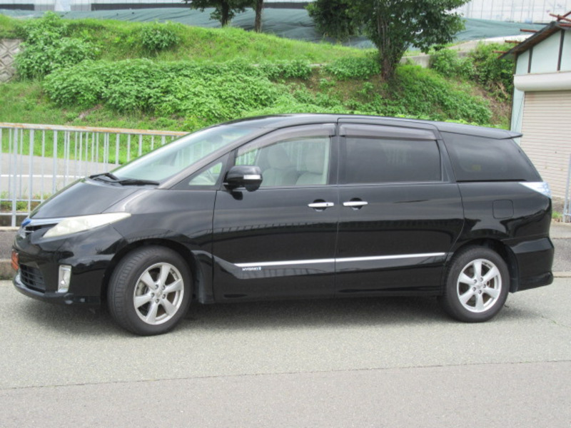 ESTIMA HYBRID
