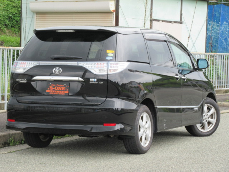 ESTIMA HYBRID
