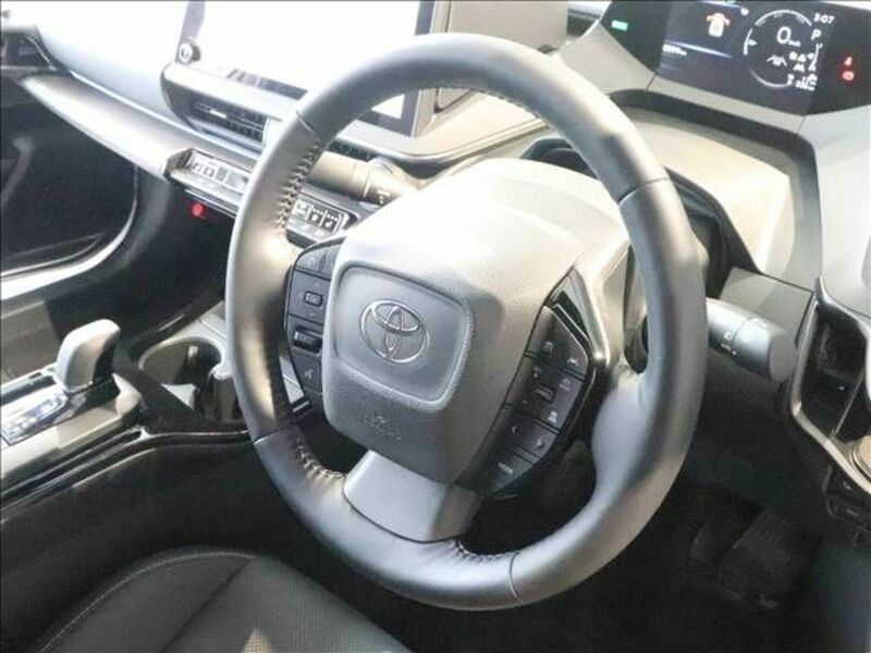 PRIUS PHV