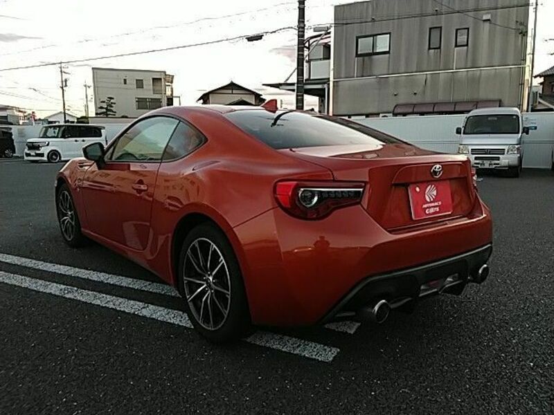 86