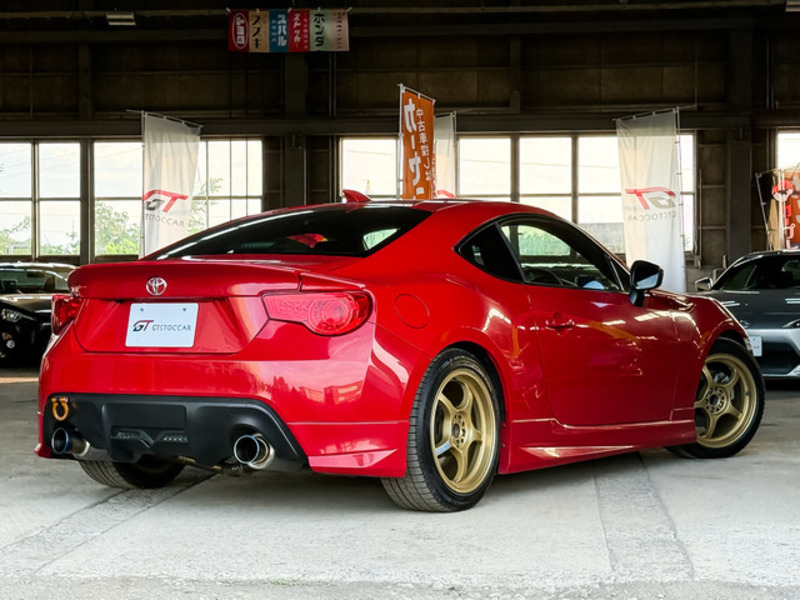 86