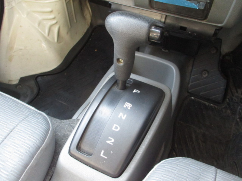 MINICAB VAN