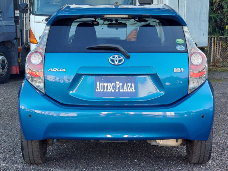 AQUA