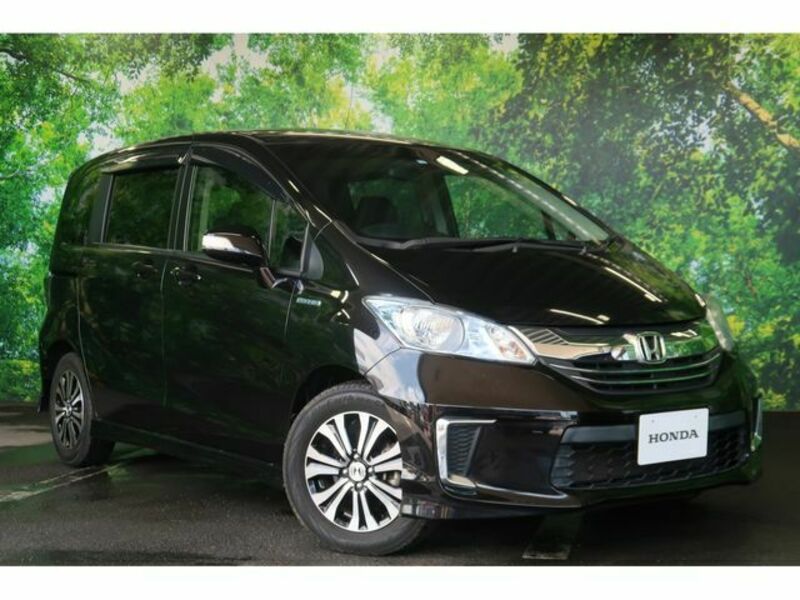 HONDA FREED HYBRID