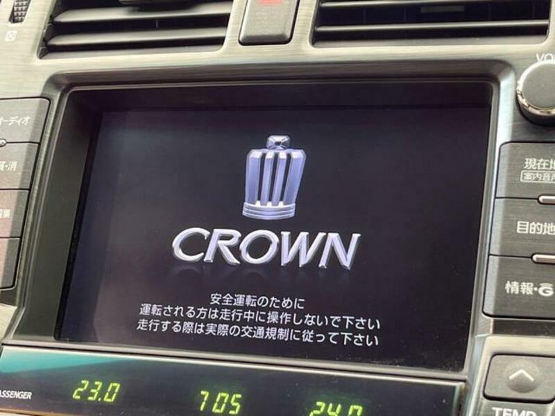 CROWN