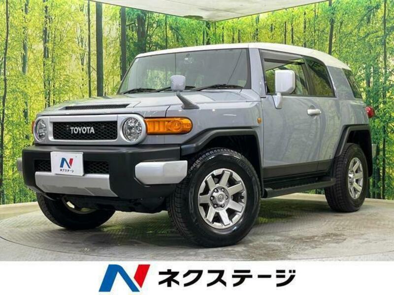 TOYOTA FJ CRUISER
