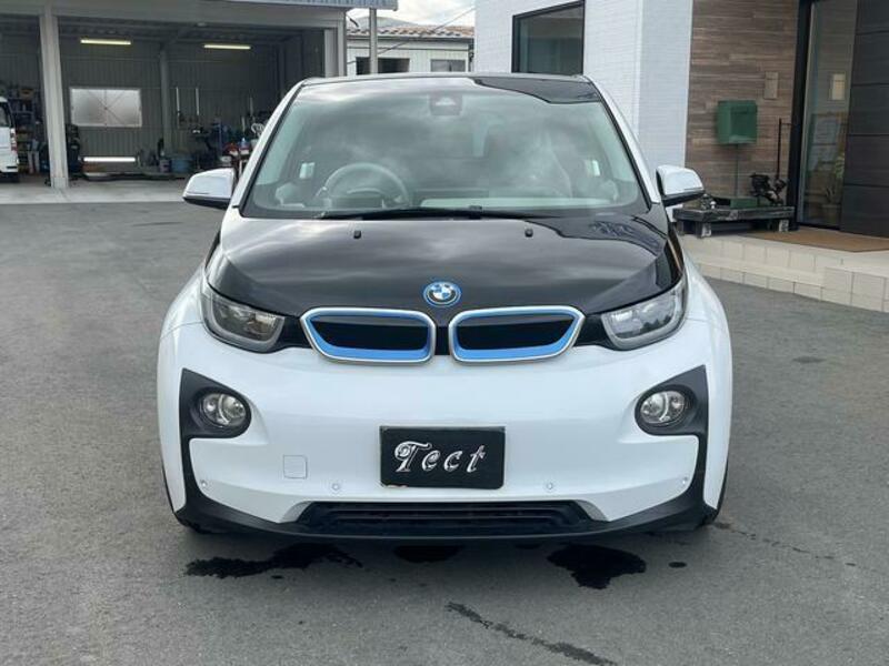 i3
