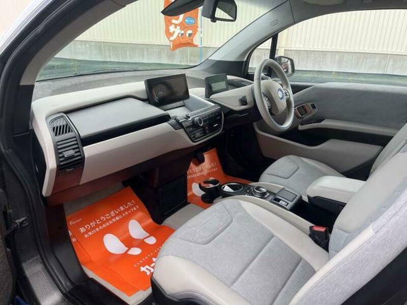 i3
