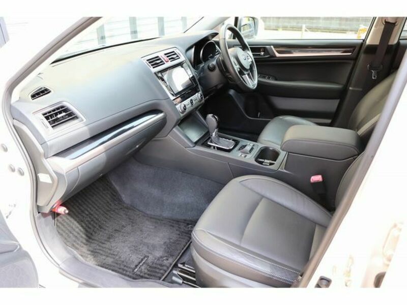 LEGACY OUTBACK