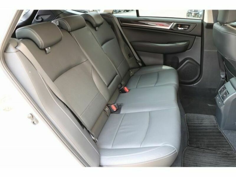 LEGACY OUTBACK
