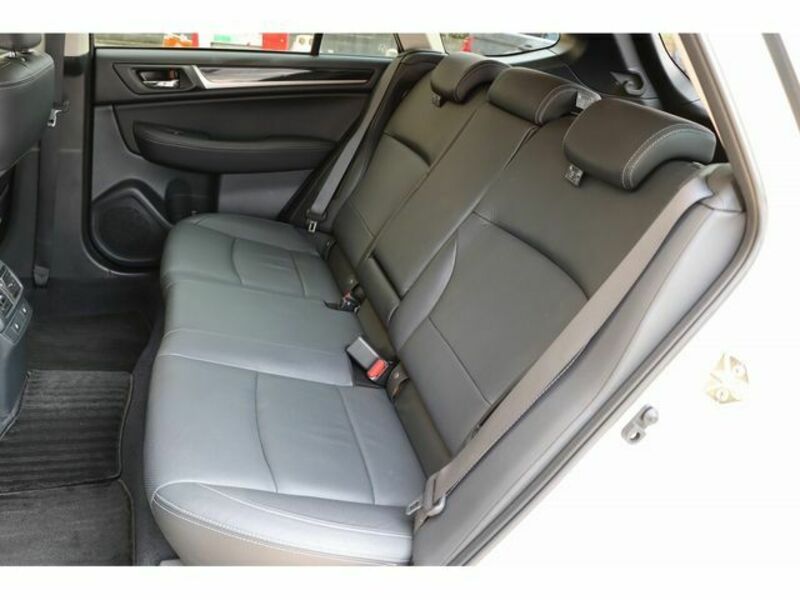 LEGACY OUTBACK