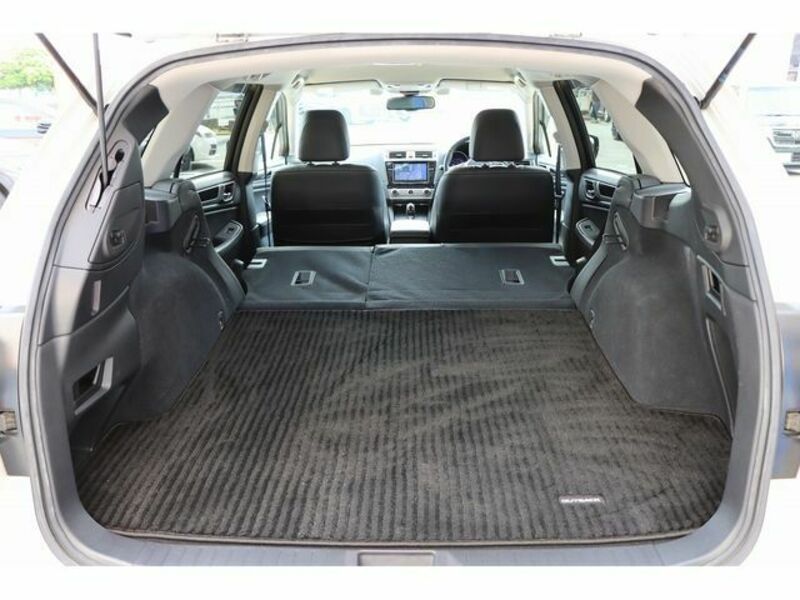 LEGACY OUTBACK