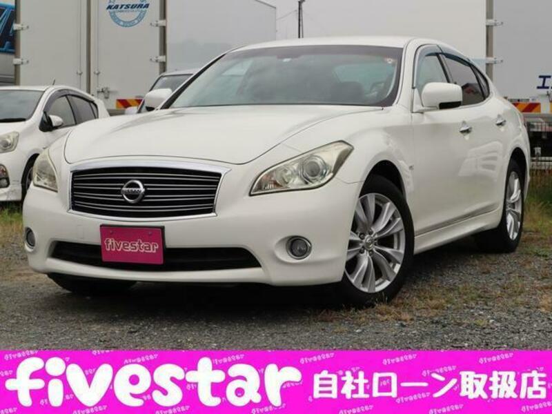 NISSAN FUGA