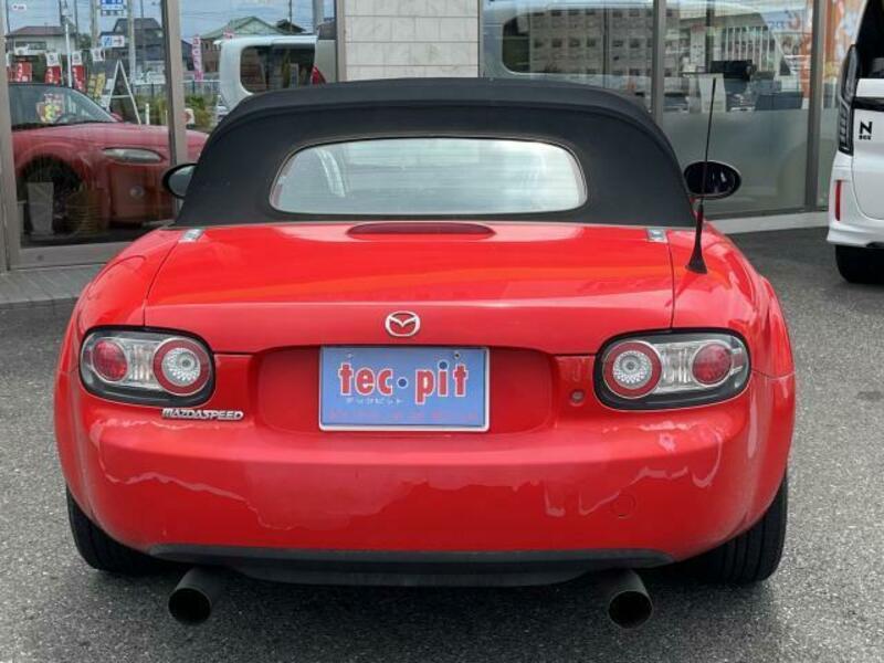 ROADSTER
