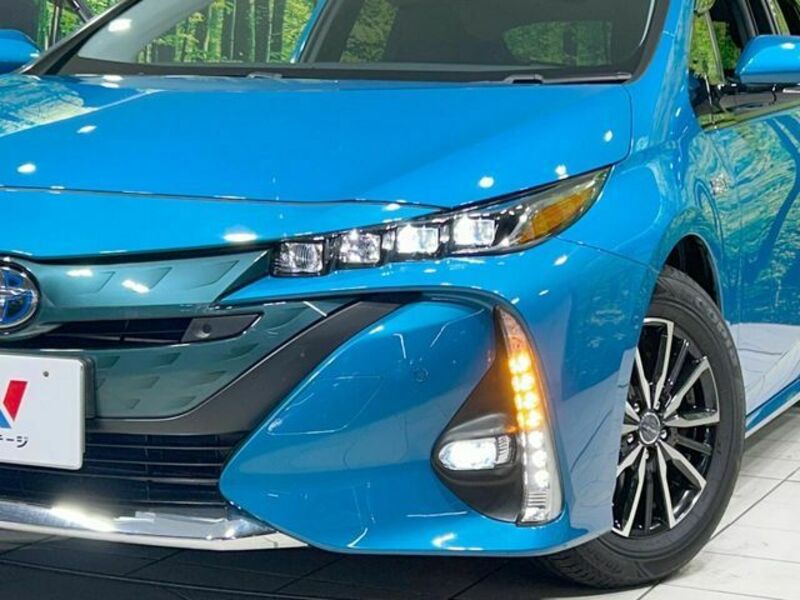 PRIUS PHV