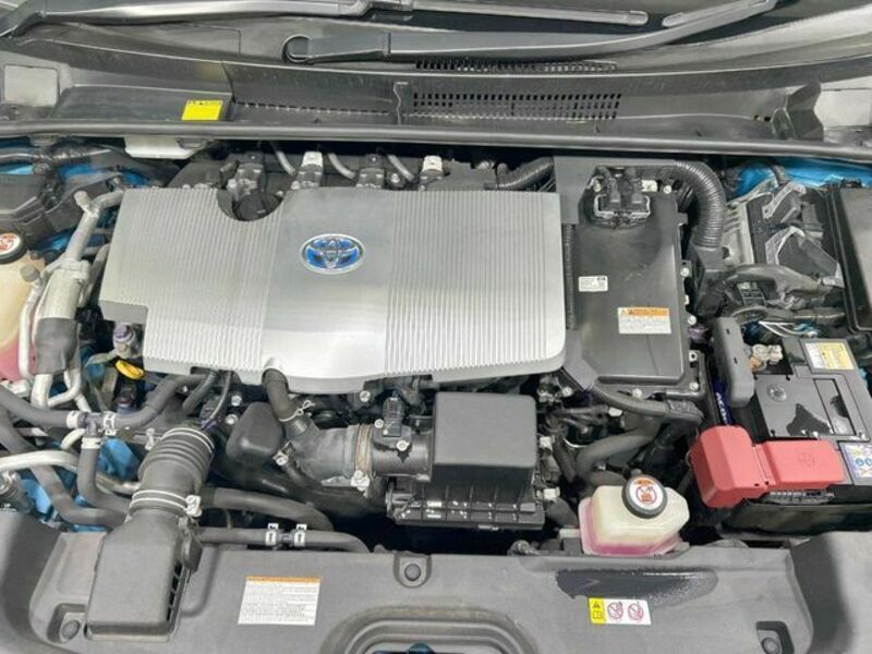 PRIUS PHV