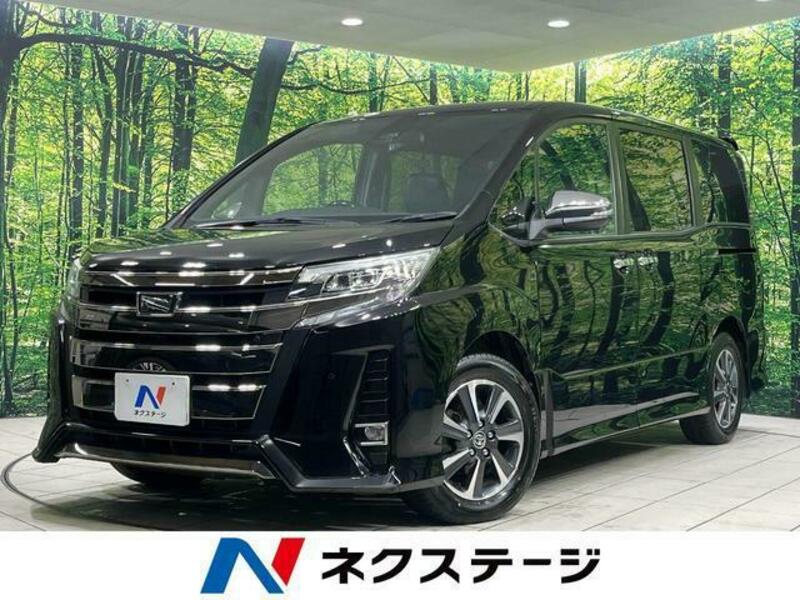 TOYOTA NOAH