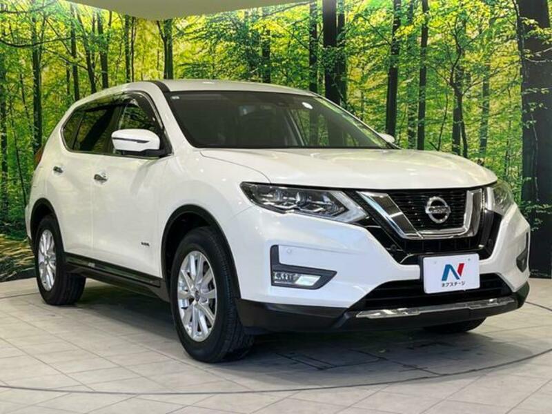 X-TRAIL