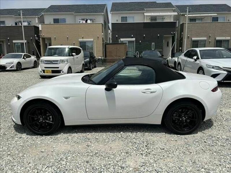 ROADSTER