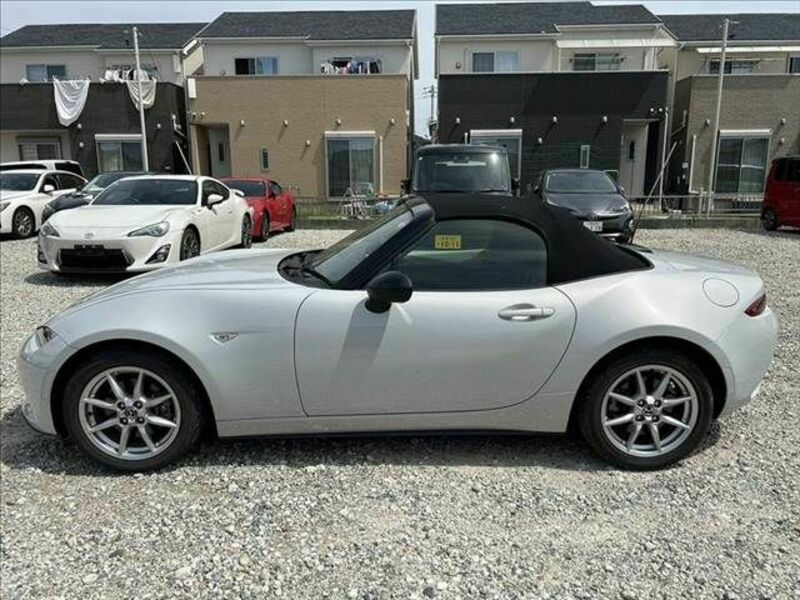 ROADSTER