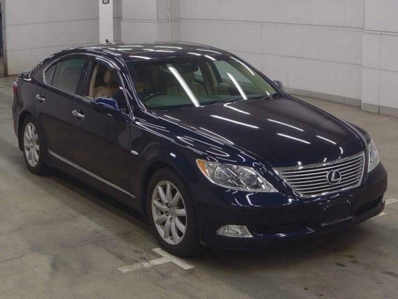LEXUS LS