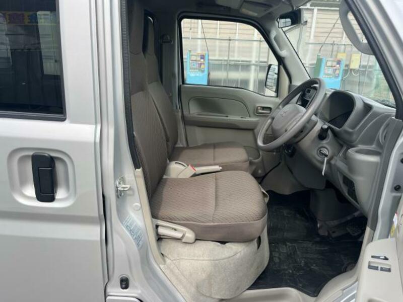 MINICAB VAN