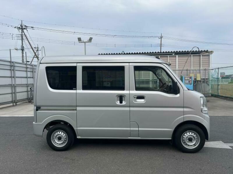 MINICAB VAN