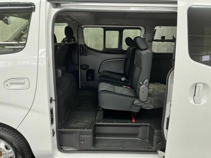 NV350 CARAVAN