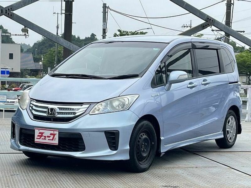 HONDA FREED HYBRID