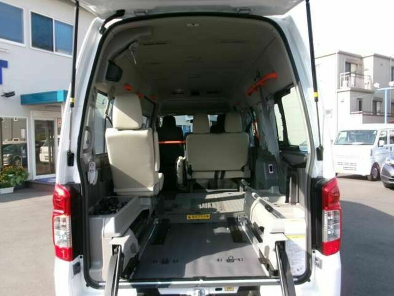 NV350 CARAVAN
