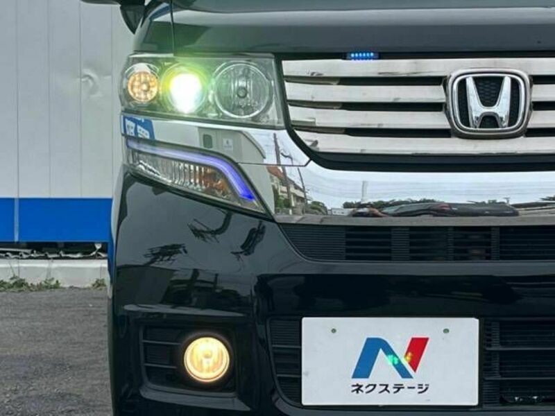 N BOX CUSTOM