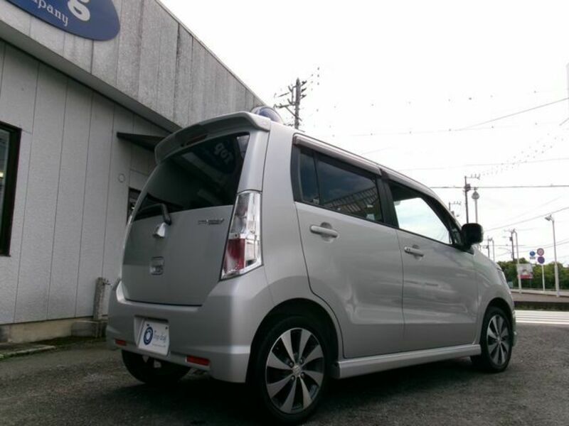 WAGON R