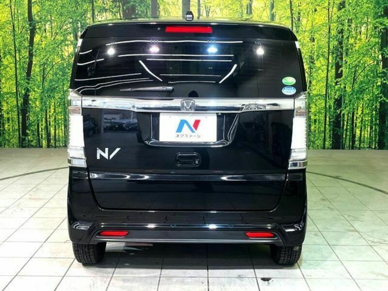 N BOX SLASH