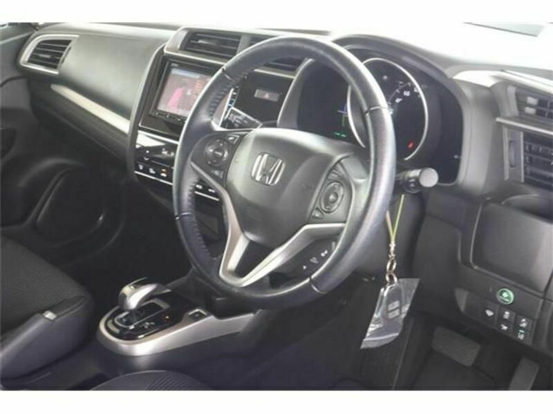 FIT HYBRID