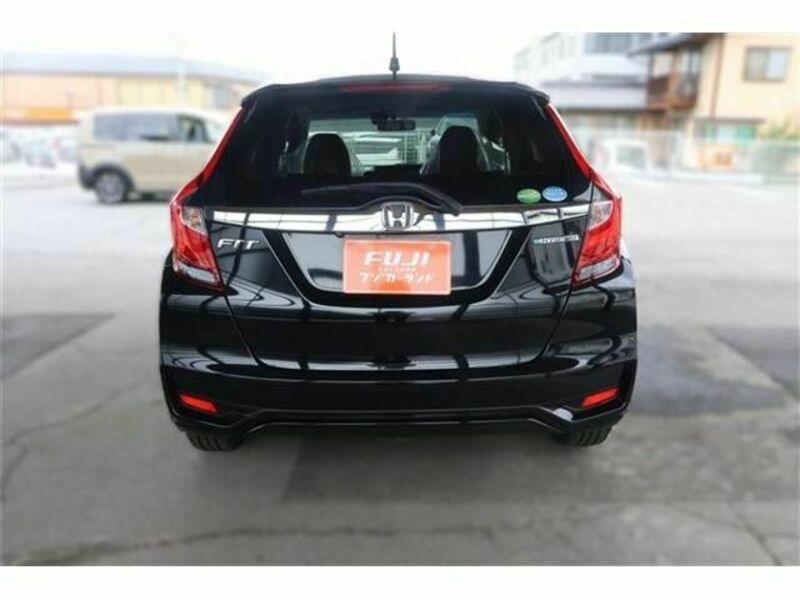 FIT HYBRID