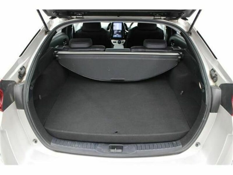 PRIUS PHV