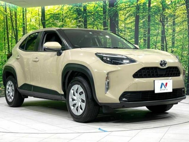 YARIS CROSS