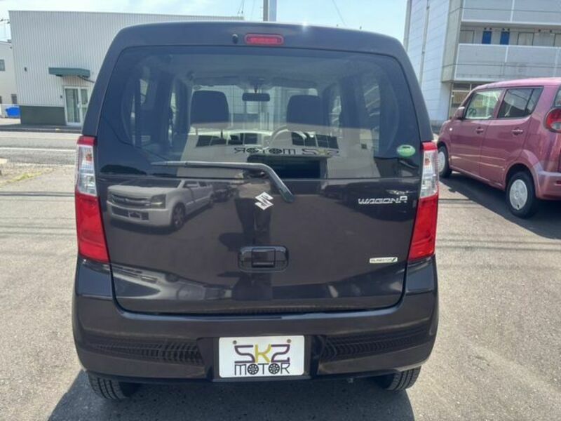 WAGON R