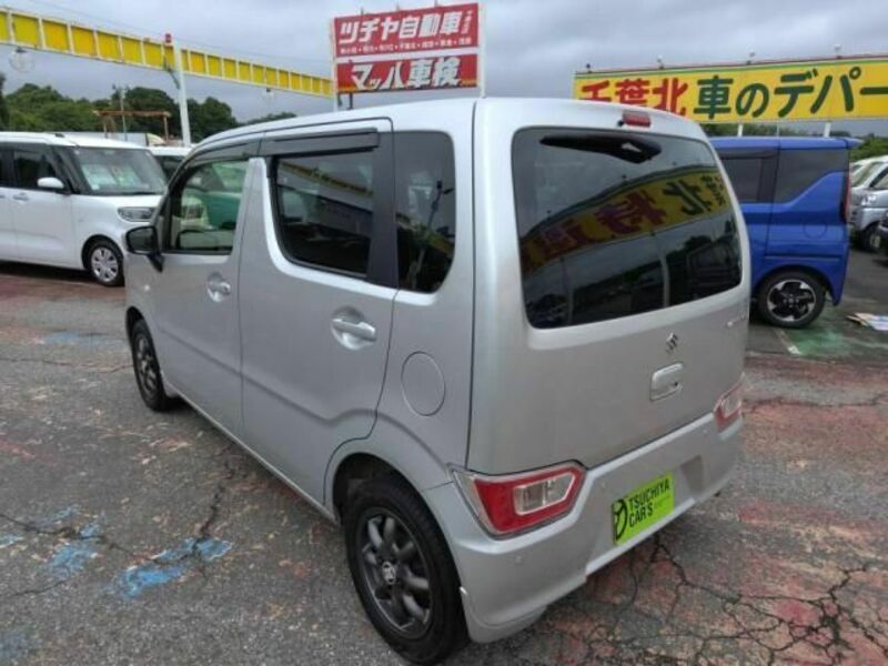 WAGON R